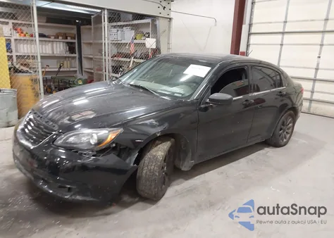 2013 Chrysler 200 Touring из США, поврежденный, VIN 1C3CCBBG7DN700119